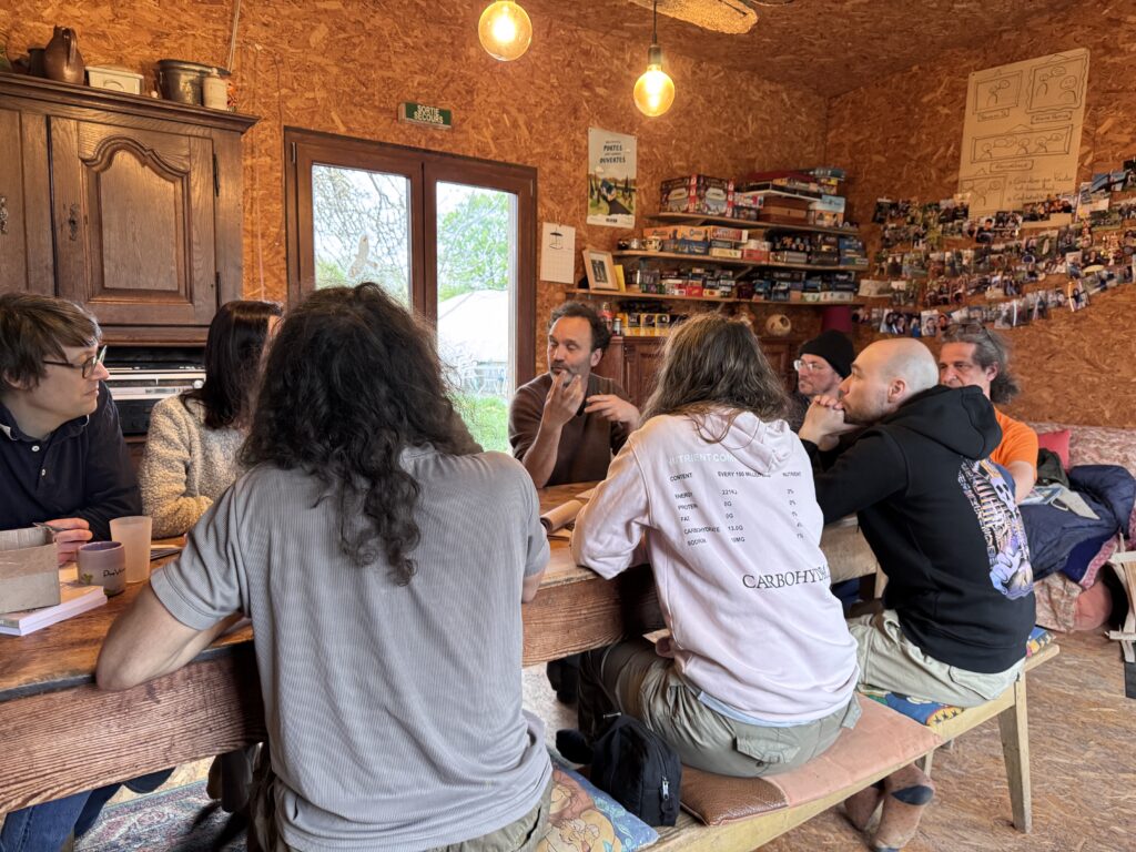 Une réunion du collectif Habiter Léger en Alsace